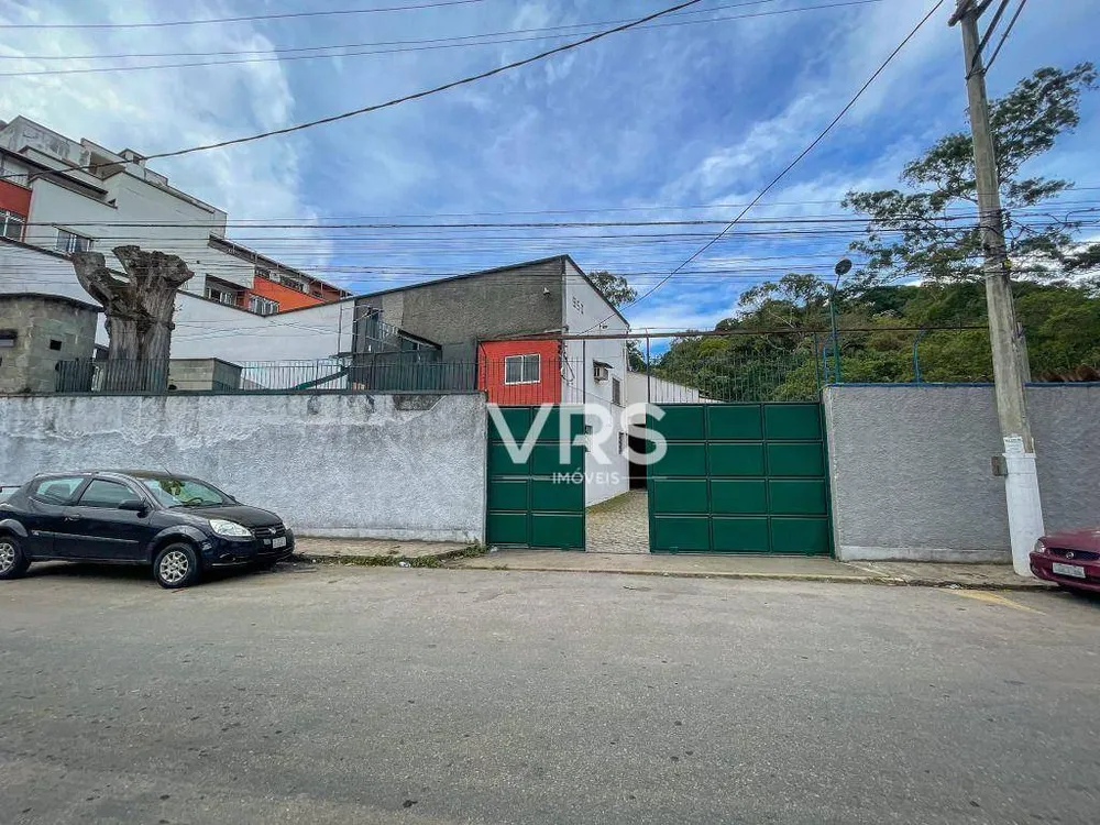 Depósito-Galpão, 572 m² - Foto 1