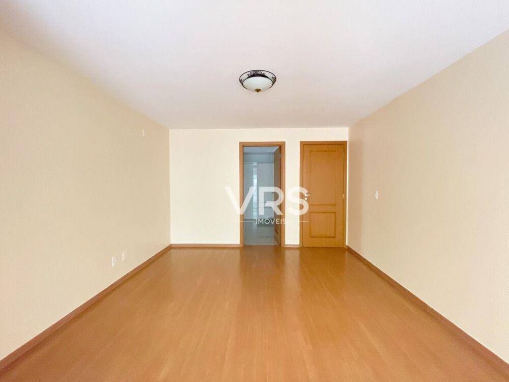Apartamento à venda com 3 quartos, 106m² - Foto 3