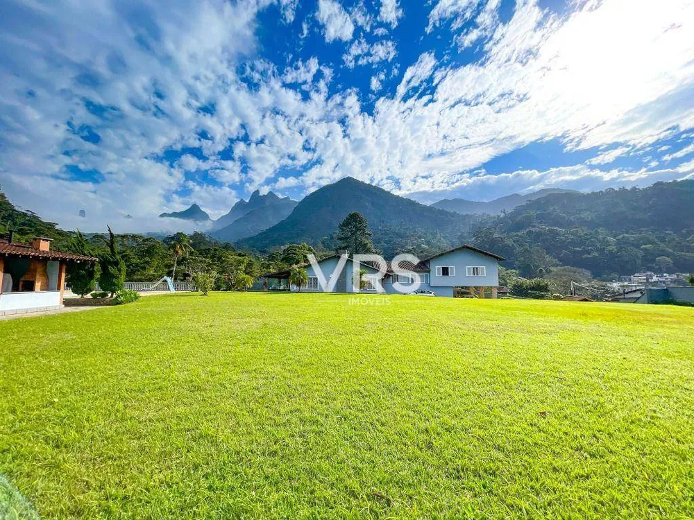 Casa, 4 quartos, 299 m² - Foto 2