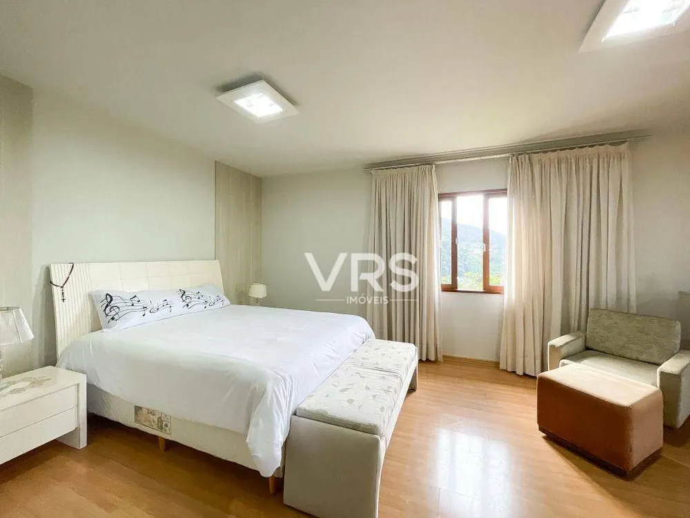 Casa, 4 quartos, 299 m² - Foto 47