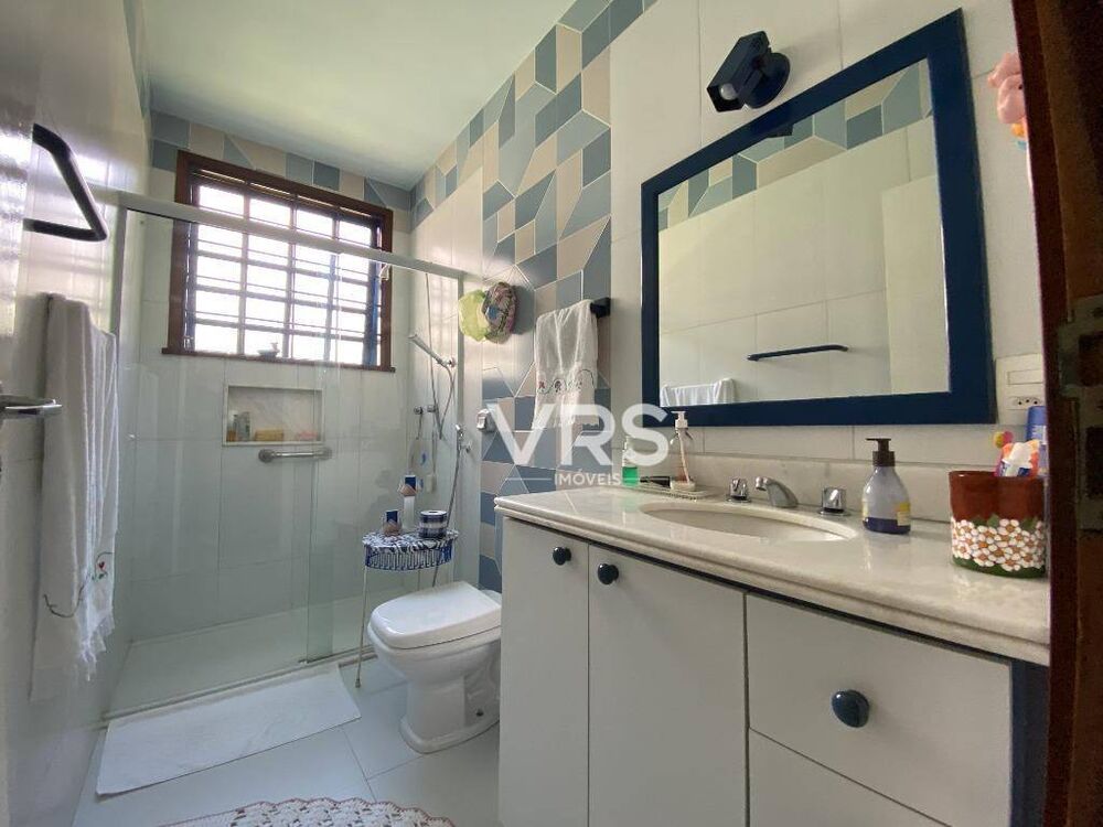 Casa à venda com 4 quartos, 388m² - Foto 6