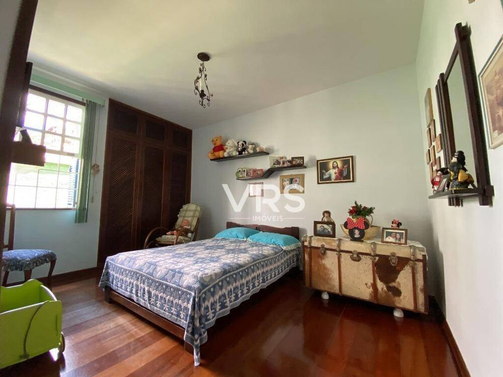 Casa à venda com 4 quartos, 388m² - Foto 7