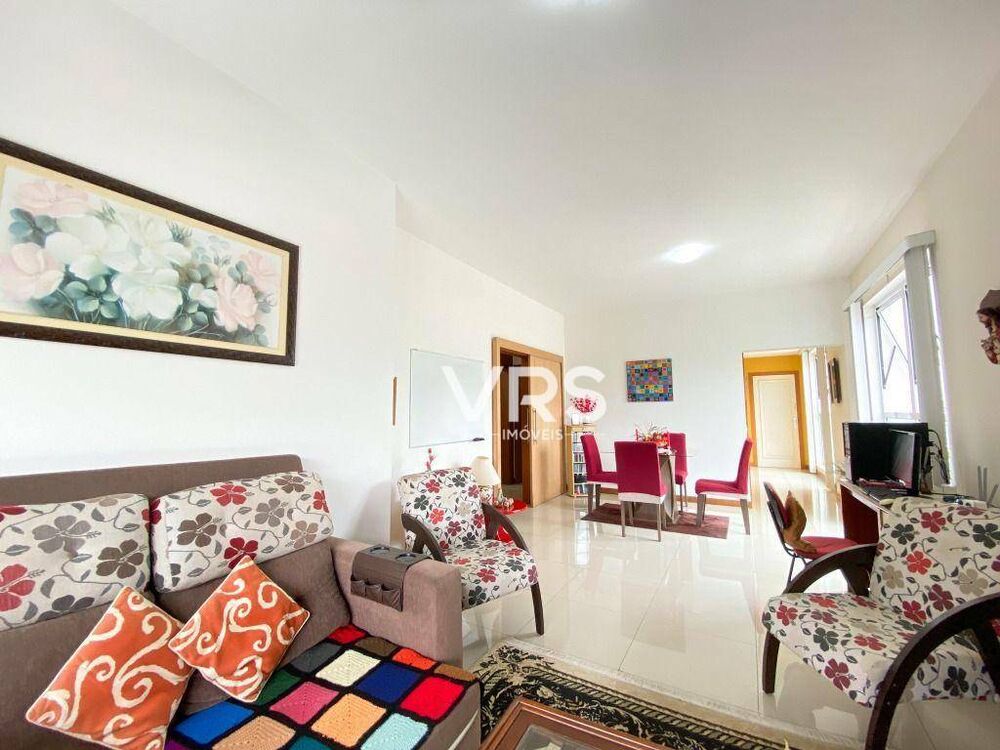 Apartamento à venda com 3 quartos, 136m² - Foto 2
