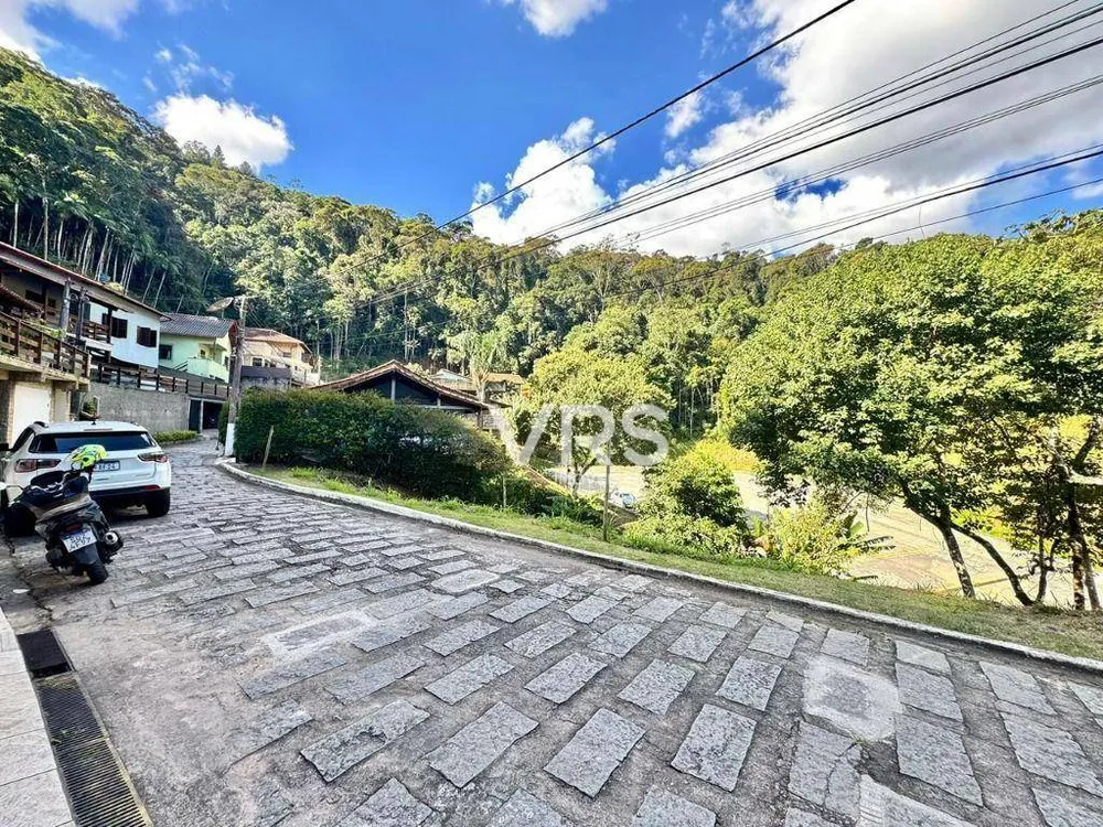 Loteamento e Condomínio, 332 m² - Foto 1