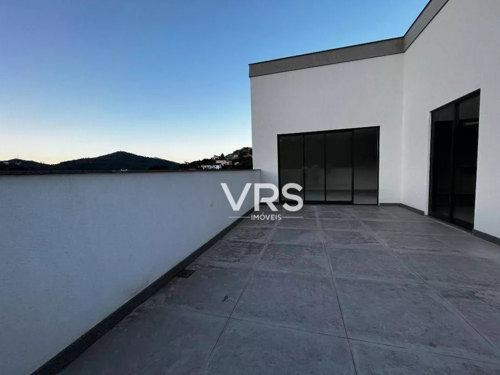 Cobertura à venda com 3 quartos, 157m² - Foto 2