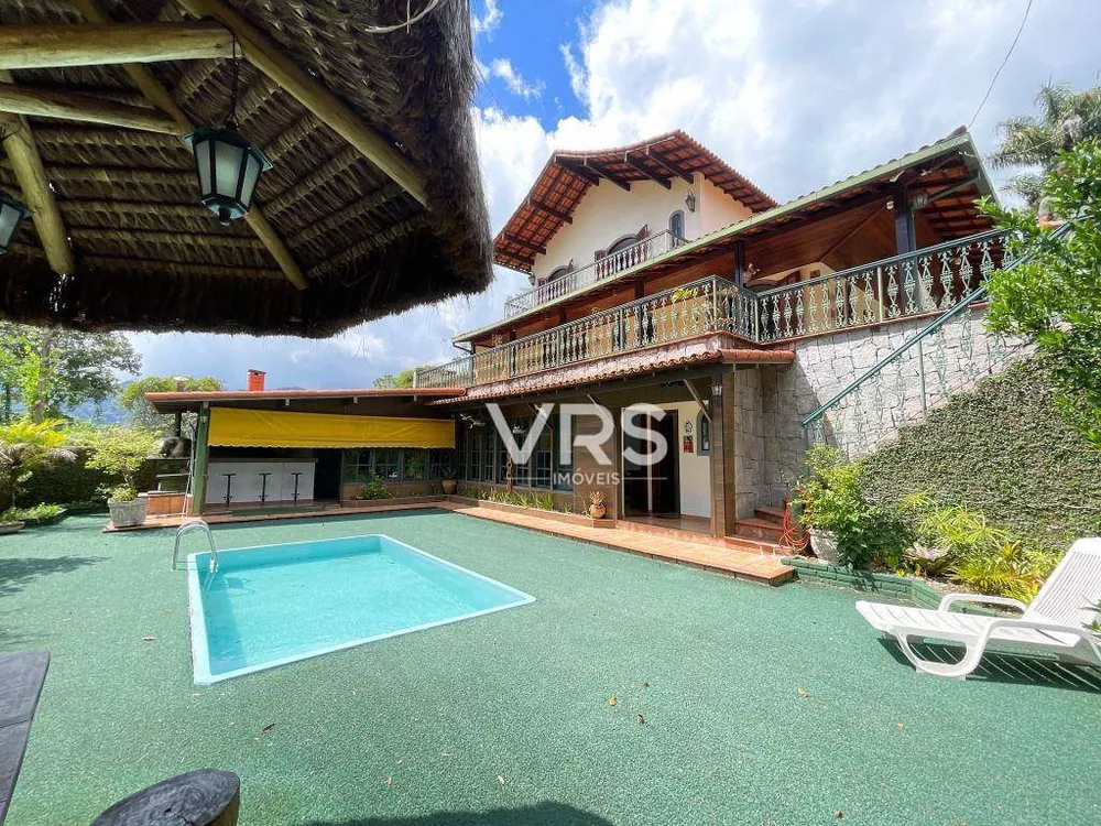 Casa, 4 quartos, 263 m² - Foto 2