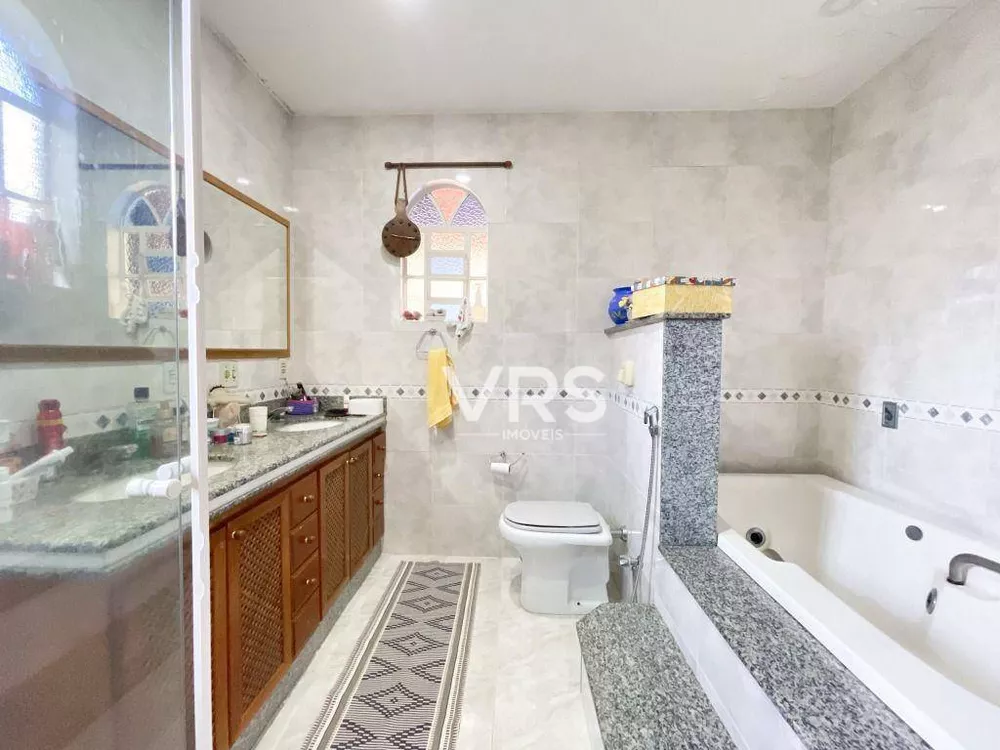 Casa, 4 quartos, 263 m² - Foto 23