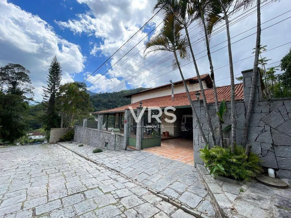 Casa, 4 quartos, 263 m² - Foto 4
