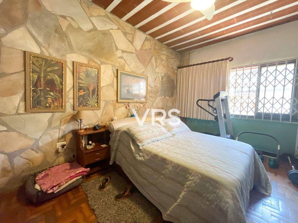 Casa à venda com 8 quartos, 523m² - Foto 20