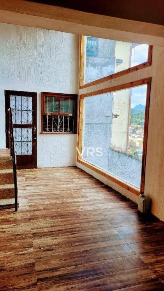 Casa, 3 quartos, 189 m² - Foto 1
