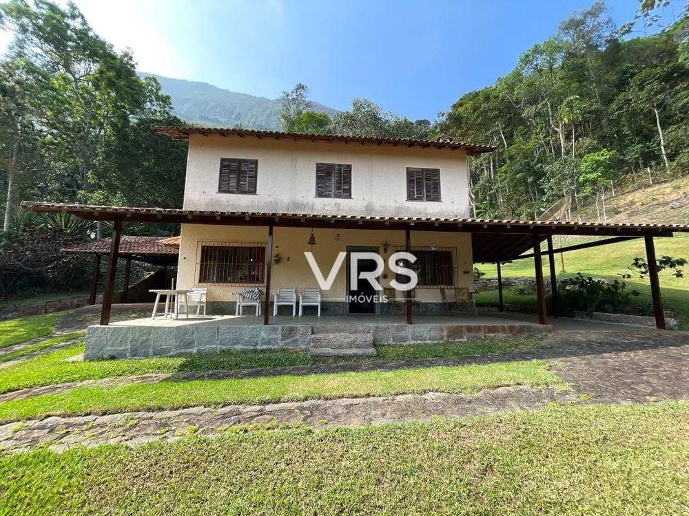 Casa de Condomínio à venda com 3 quartos, 143m² - Foto 1