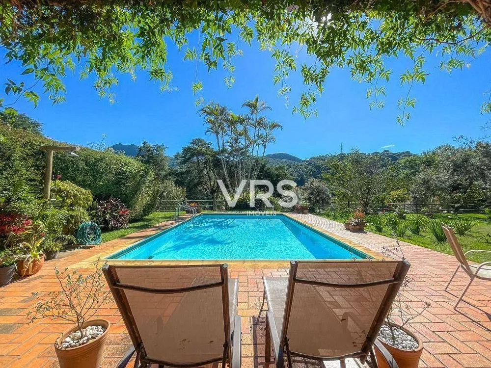 Casa, 3 quartos, 274 m² - Foto 39