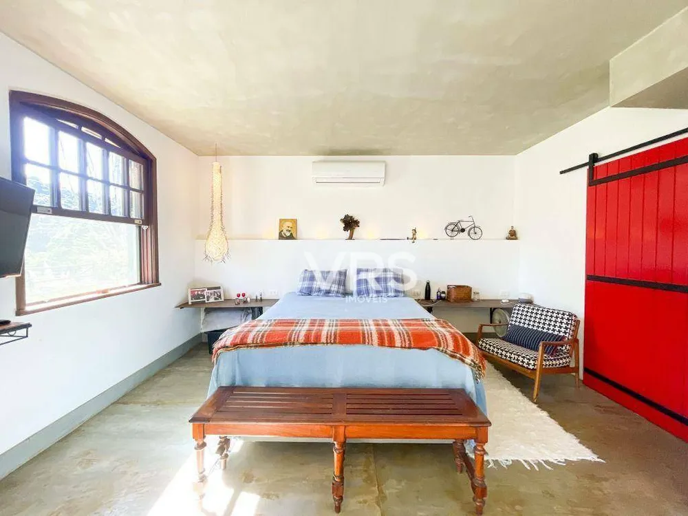 Casa, 3 quartos, 274 m² - Foto 24
