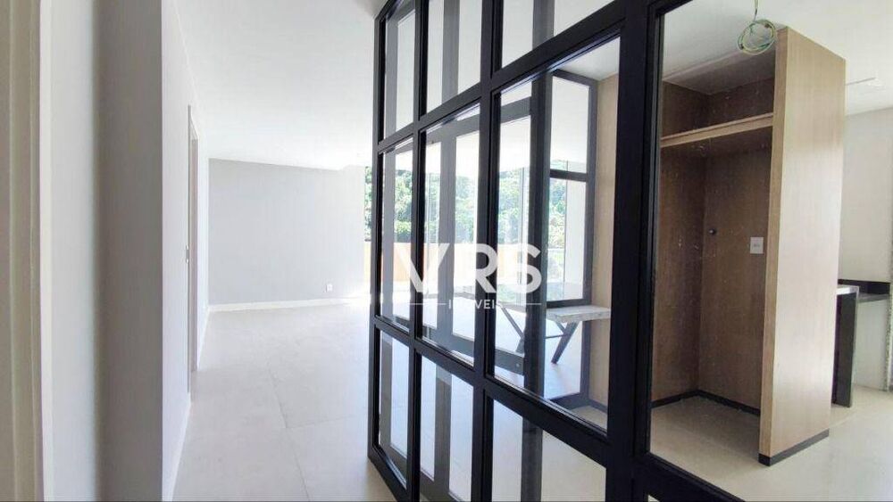 Cobertura à venda com 3 quartos, 208m² - Foto 4