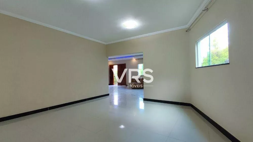 Casa de Condomínio à venda com 3 quartos, 220m² - Foto 6