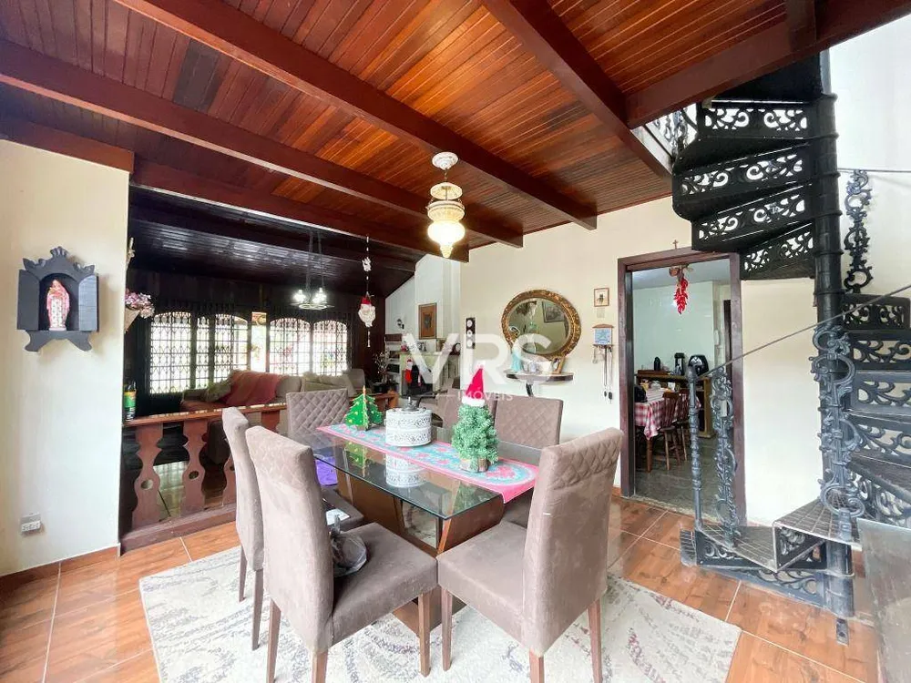 Casa, 6 quartos, 214 m² - Foto 16