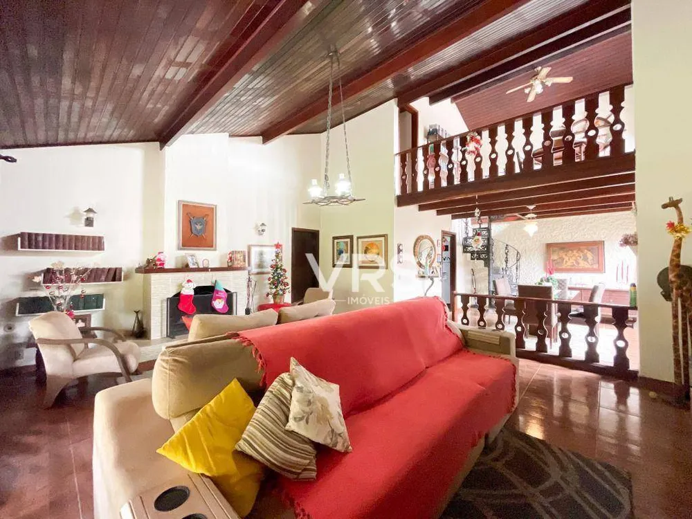 Casa, 6 quartos, 214 m² - Foto 13