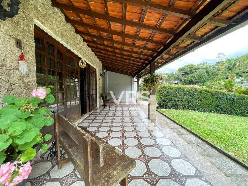 Casa, 6 quartos, 214 m² - Foto 8