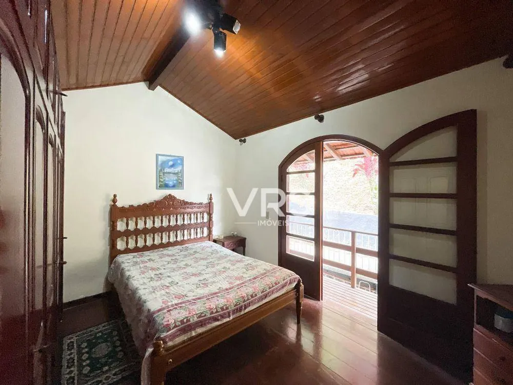 Casa, 6 quartos, 214 m² - Foto 36