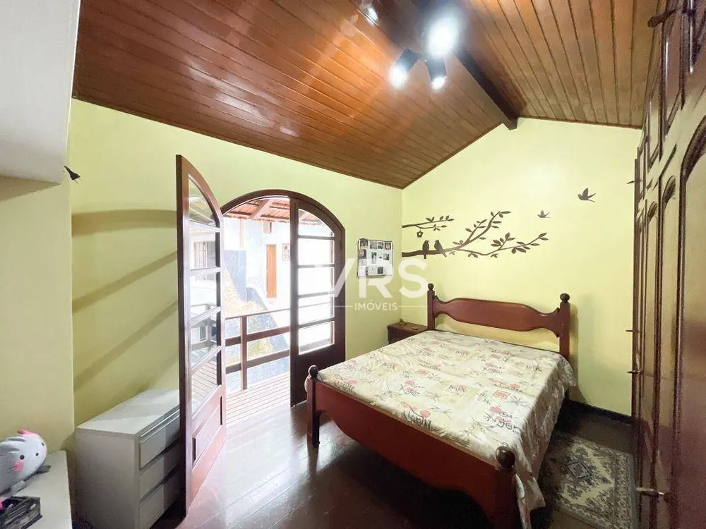 Casa, 6 quartos, 214 m² - Foto 32