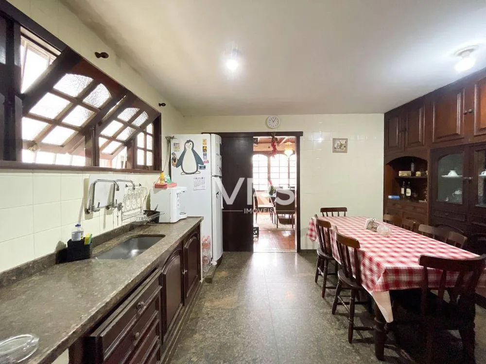 Casa, 6 quartos, 214 m² - Foto 18