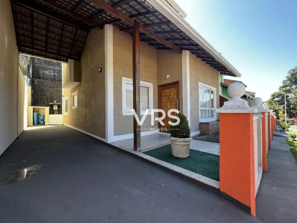 Casa de Condomínio à venda com 3 quartos, 137m² - Foto 3