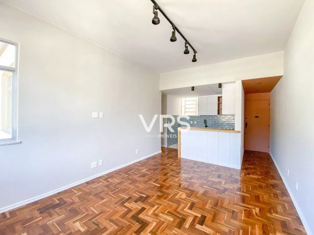 Apartamento à venda com 2 quartos, 59m² - Foto 1