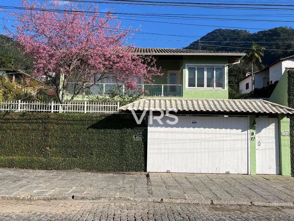 Casa, 4 quartos, 519 m² - Foto 1