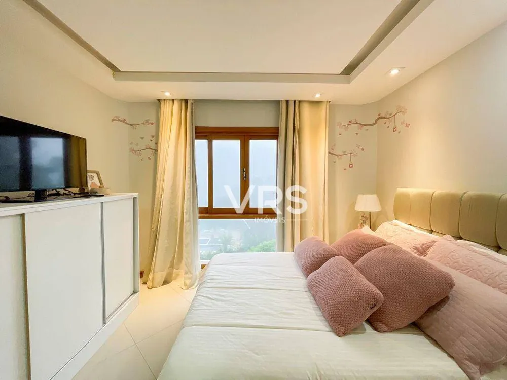Casa, 4 quartos, 330 m² - Foto 11