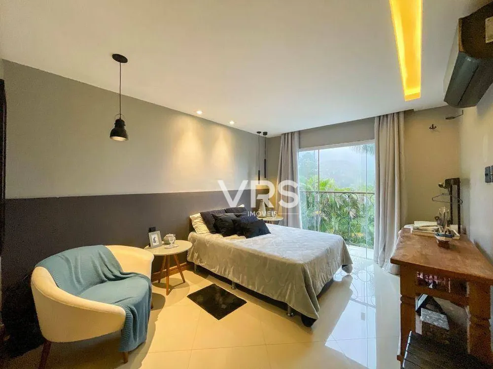 Casa, 4 quartos, 330 m² - Foto 22