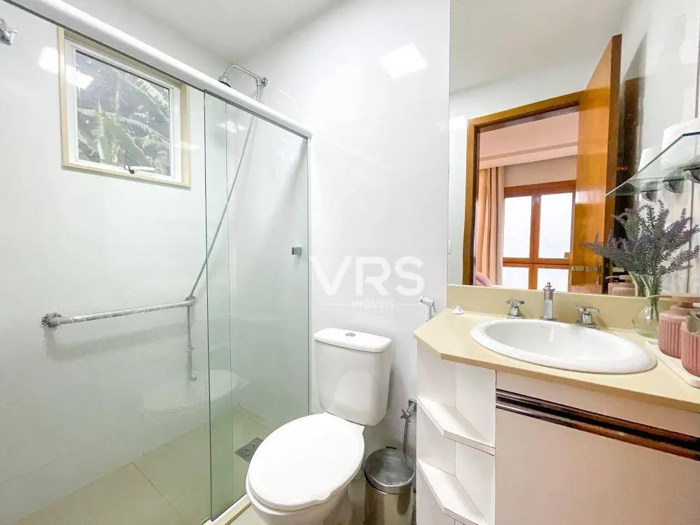 Casa, 4 quartos, 330 m² - Foto 10