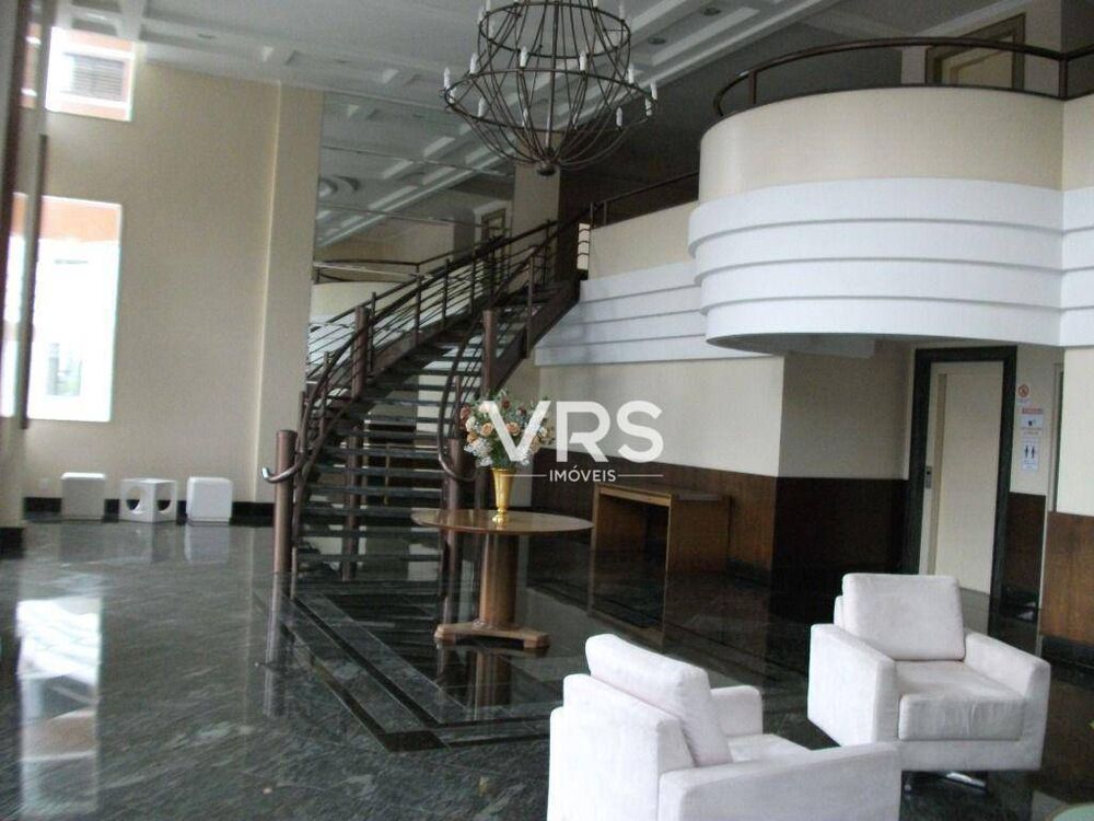 Apartamento à venda com 4 quartos, 256m² - Foto 3
