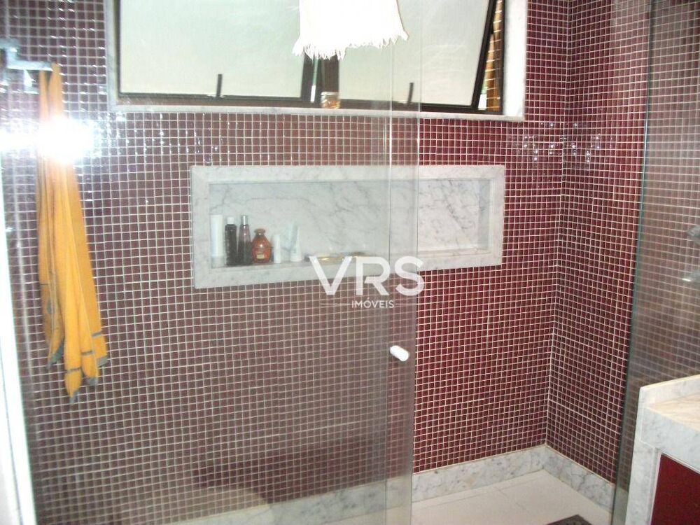 Apartamento à venda com 4 quartos, 256m² - Foto 17