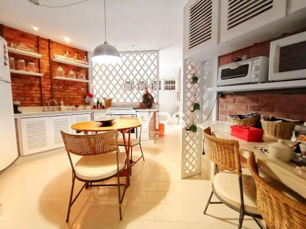 Casa, 3 quartos, 285 m² - Foto 1