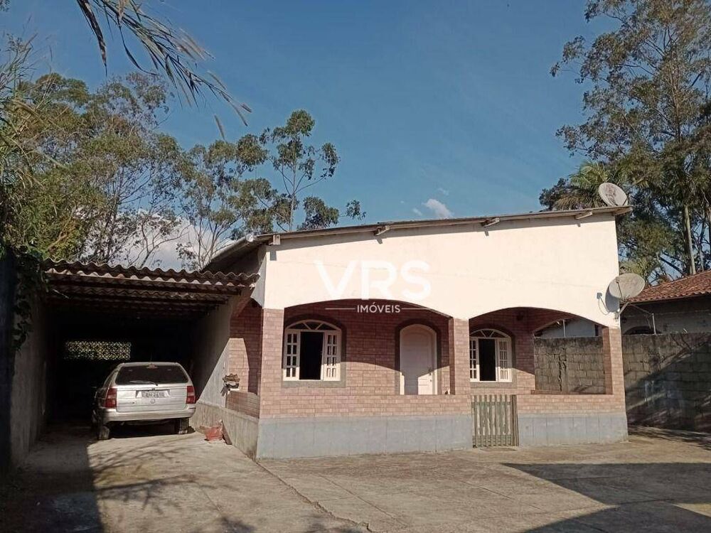 Casa à venda com 2 quartos, 110m² - Foto 1