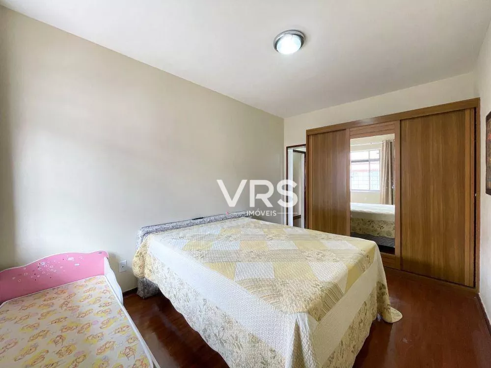 Apartamento, 3 quartos, 131 m² - Foto 2