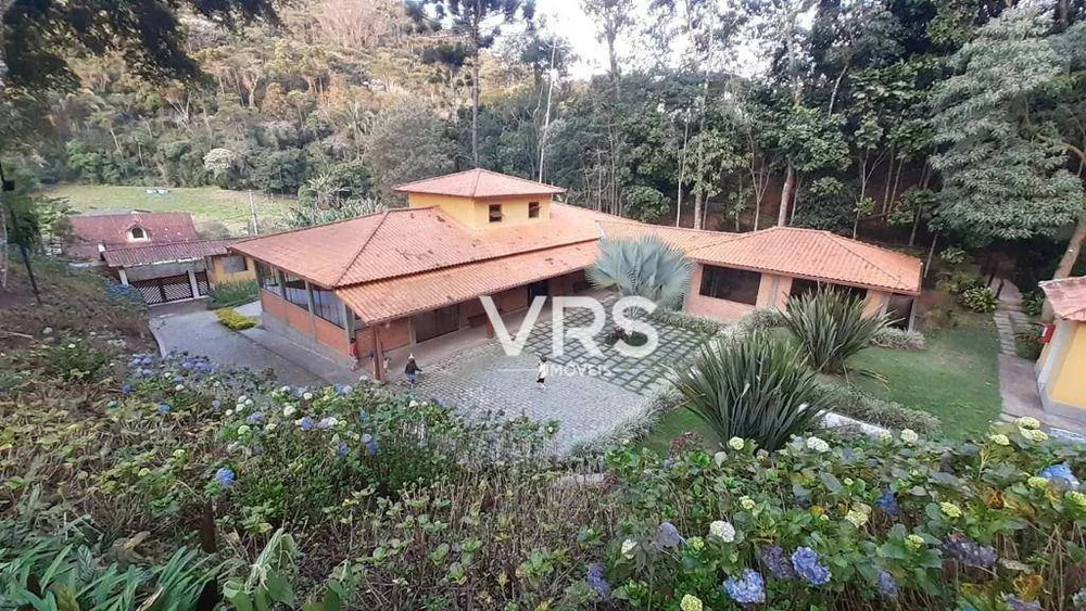 Casa de Condomínio à venda com 3 quartos, 140m² - Foto 3