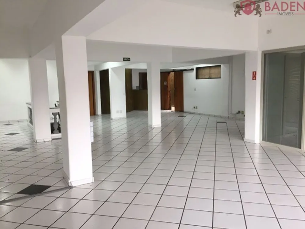 Casa, 303 m² - Foto 1