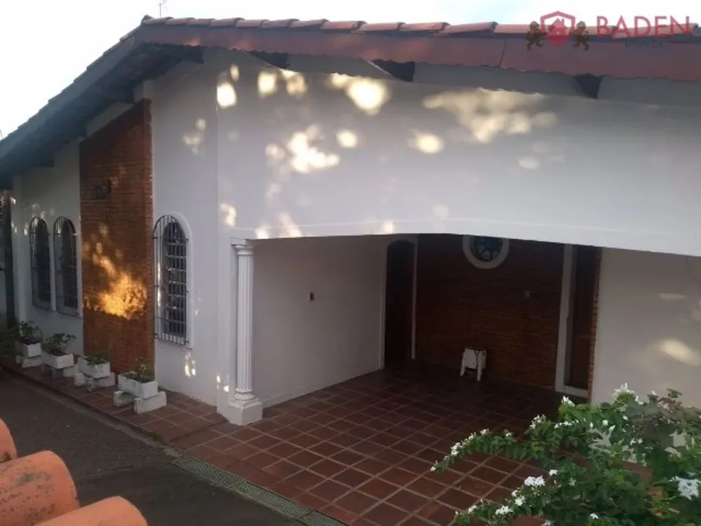 Casa, 4 quartos, 220 m² - Foto 3