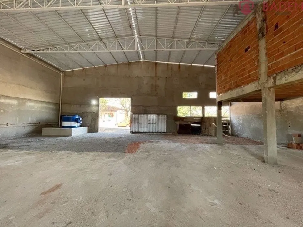 Depósito-Galpão, 820 m² - Foto 1