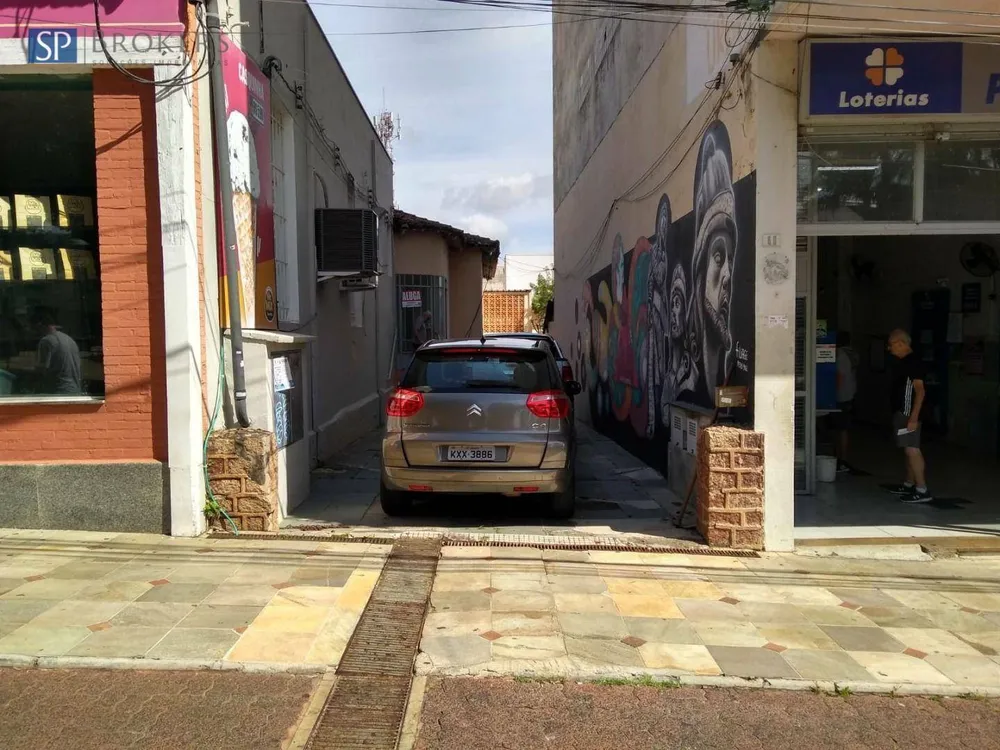 Casa, 3 quartos, 480 m² - Foto 1