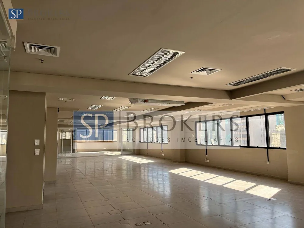 Sala-Conjunto, 300 m² - Foto 1