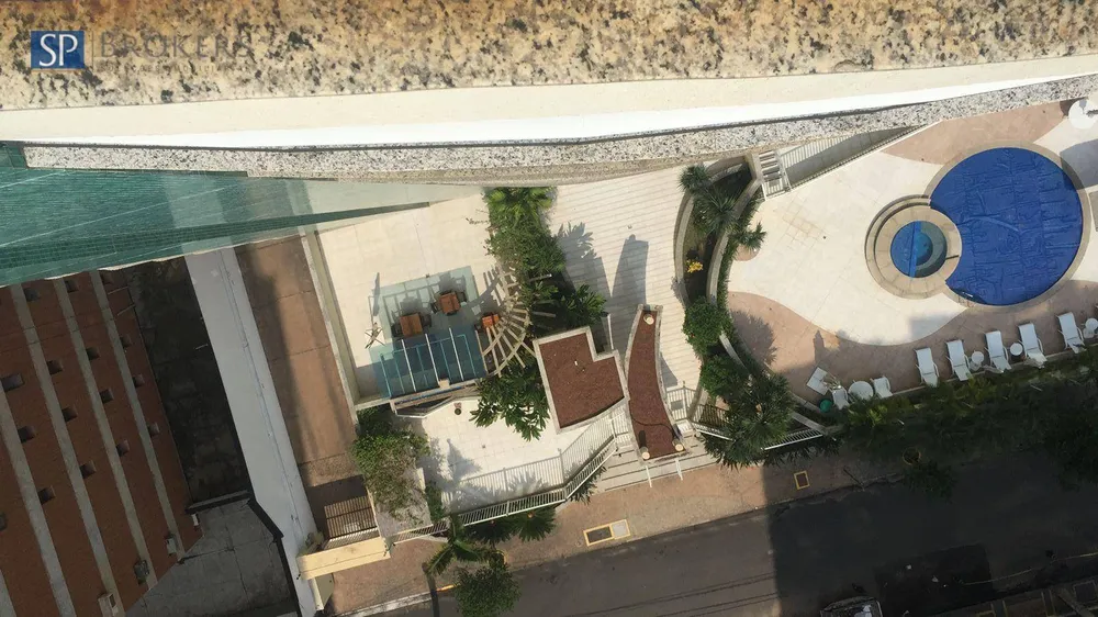 Apartamento, 3 quartos, 213 m² - Foto 2