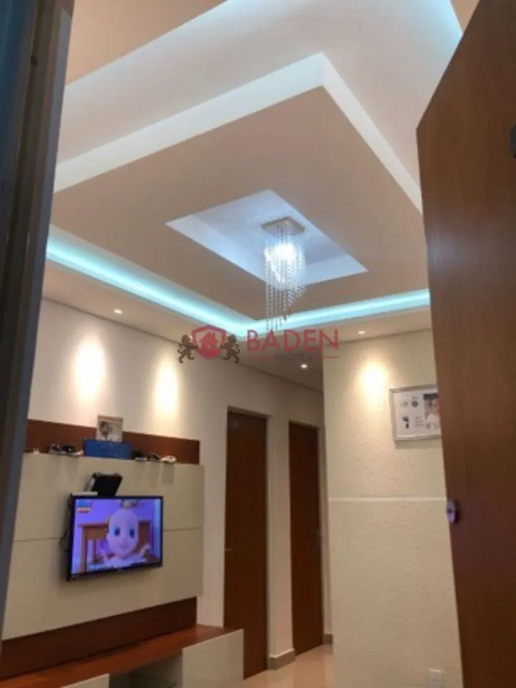Apartamento, 2 quartos, 49 m² - Foto 2