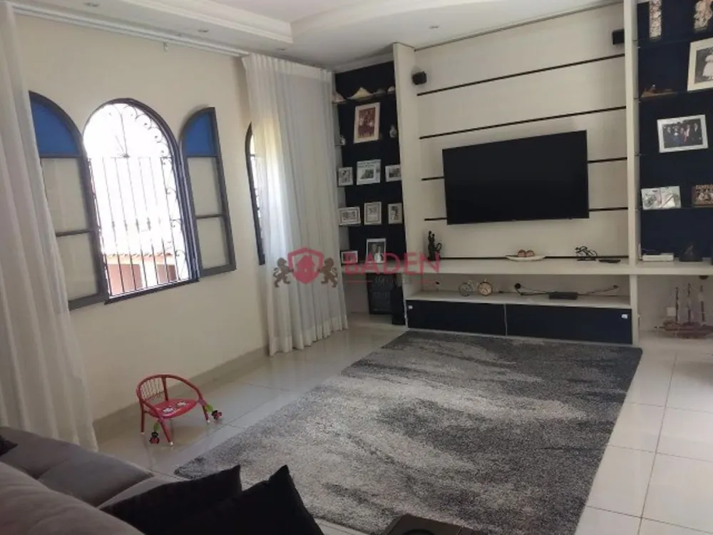 Casa, 2 quartos, 235 m² - Foto 3