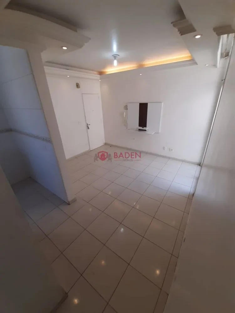 Apartamento, 2 quartos, 70 m² - Foto 2