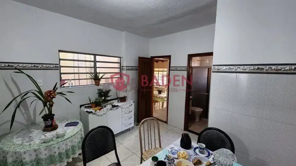 Casa, 4 quartos, 132 m² - Foto 2