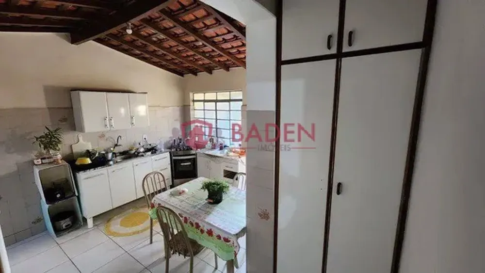Casa, 4 quartos, 132 m² - Foto 4