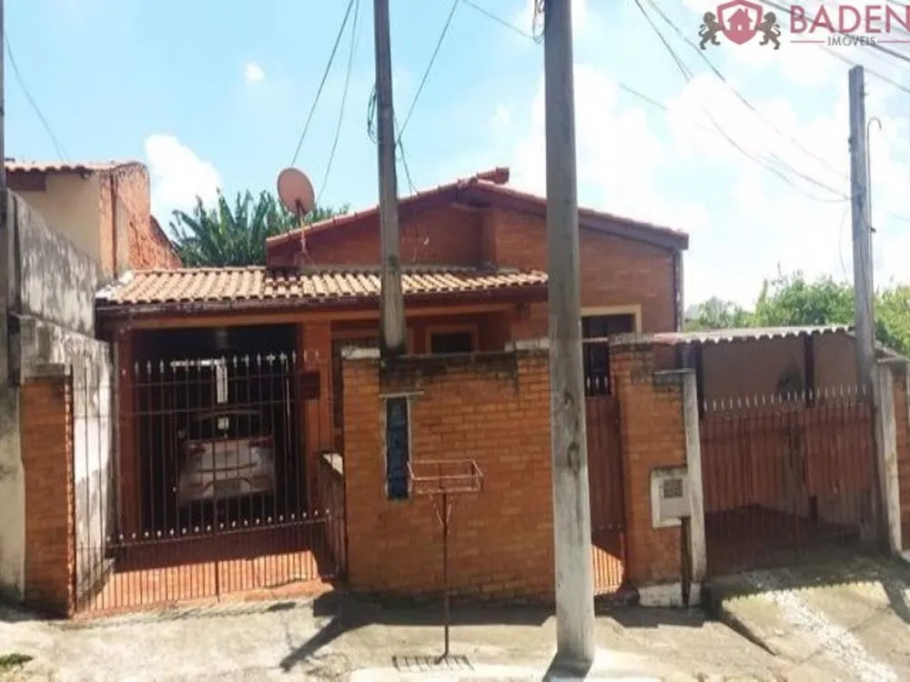 Casa, 3 quartos, 200 m² - Foto 1