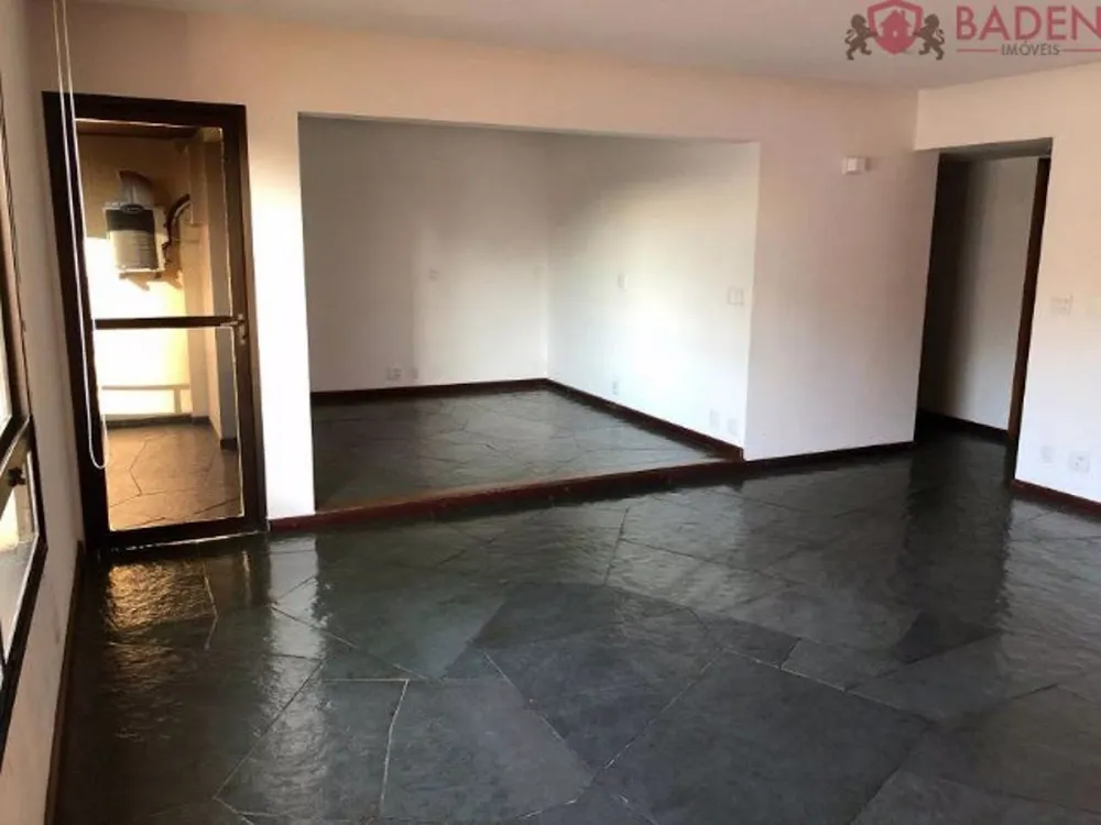 Apartamento, 3 quartos, 160 m² - Foto 1